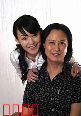 麻辣母女：小妞报仇记